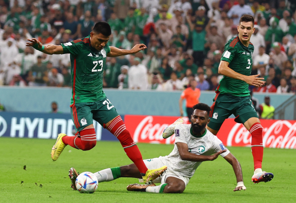 包含墨西哥足球：墨西哥城AM队在比赛中大比分胜出！的词条