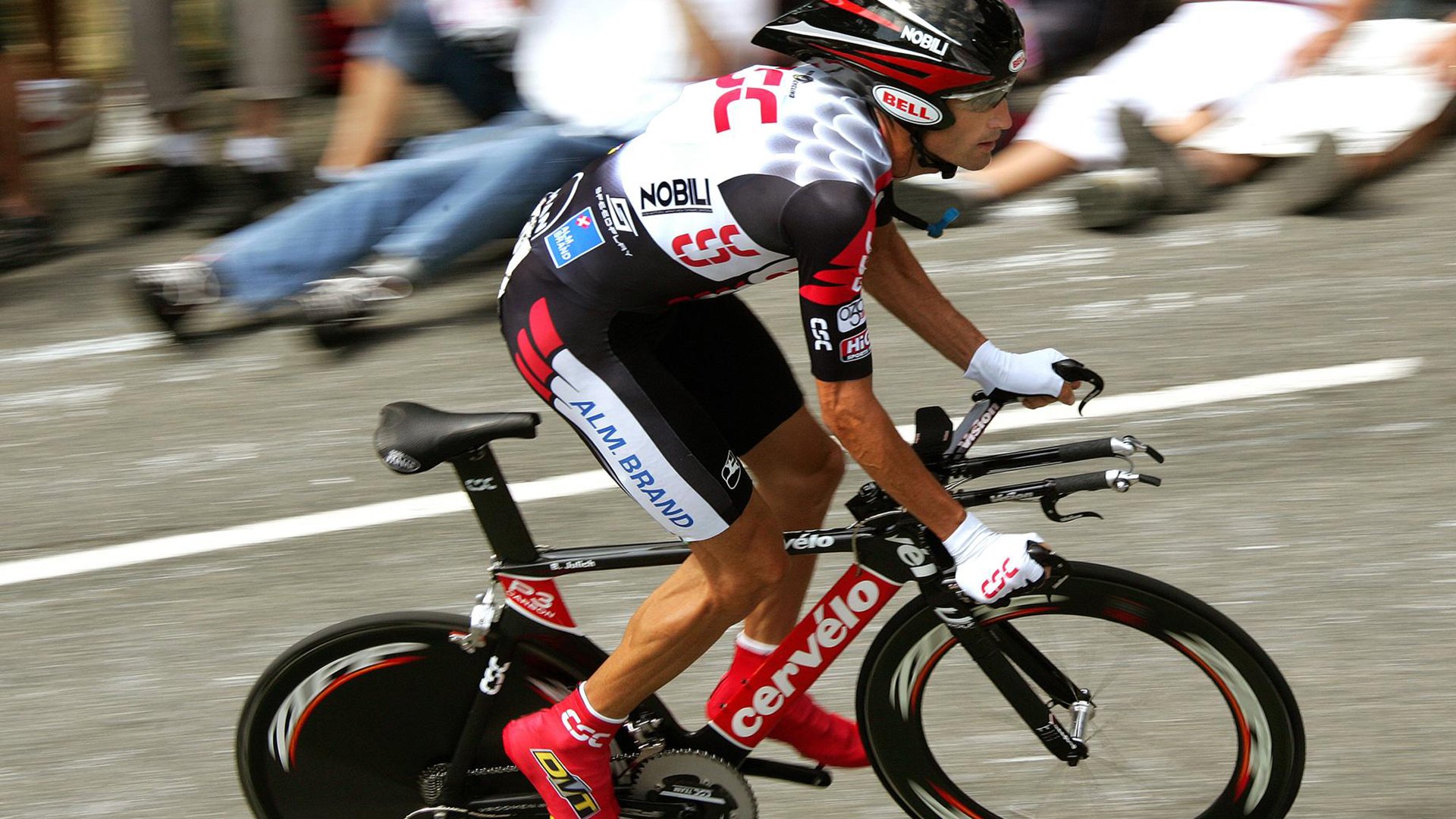 飞越心魔，德罗赞的救赎之夜与老鹰的闪电战